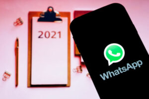 WhatsApp gives users an ultimatum